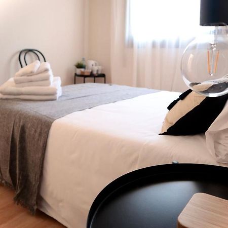 אל פראט דה לוברגאט Barcelona Pr Guesthouse מראה חיצוני תמונה