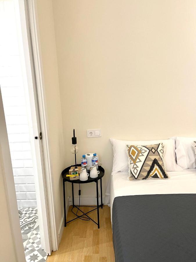 אל פראט דה לוברגאט Barcelona Pr Guesthouse מראה חיצוני תמונה